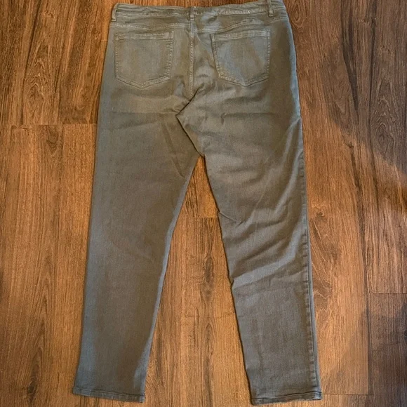 J.Jill Denim Boyfriend Straight Leg Ankle Dark Olive Green Jeans Size 14 - Picture 3 of 5